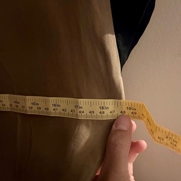 Beautiful silk and lamb skin Marni dress in tan and black. - Picture 7 of 9